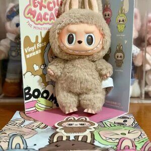 Authentic Sealed Exciting Macaron Monster Series - Confirmed Identity